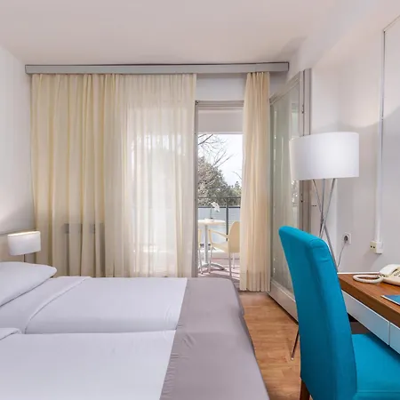 Zagreb 2* تْسْغيكفانِتْسا