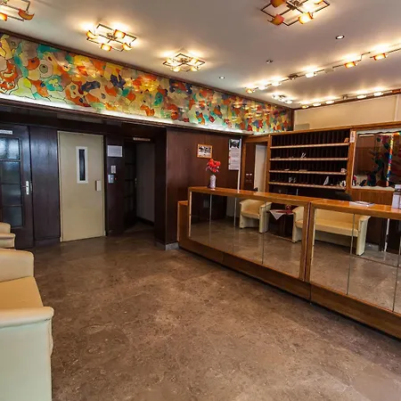 Zagreb Hotel 2*