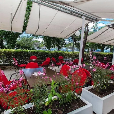 Zagreb Hotel 2*